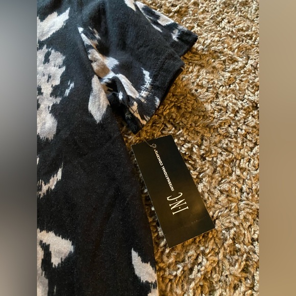 Mens INC Floral T-shirt - Picture 2 of 3